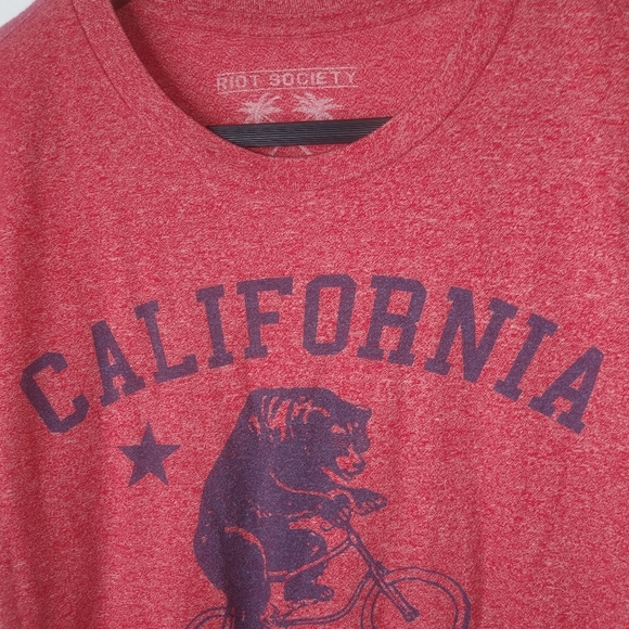 Riot Society S Red Goin Back to California Top - Picture 6 of 8